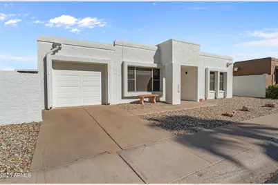 1018 E Michelle Drive, Phoenix, AZ 85022 - Photo 2