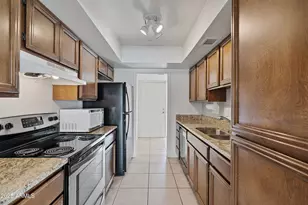 1018 E Michelle Dr, Phoenix, AZ 85022 - Photo 16