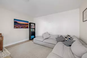 3432 W Joan De Arc Ave, Phoenix, AZ 85029 - Photo 12