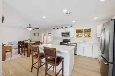 3432 W Joan De Arc Avenue, Phoenix, AZ 85029 - Photo 10