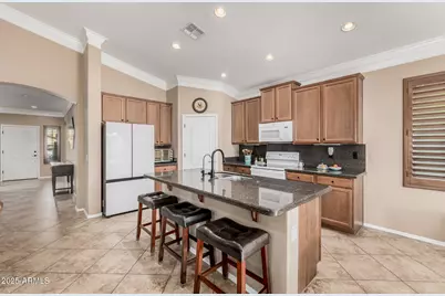 1767 W Agrarian Hills Drive, San Tan Valley, AZ 85144 - Photo 10