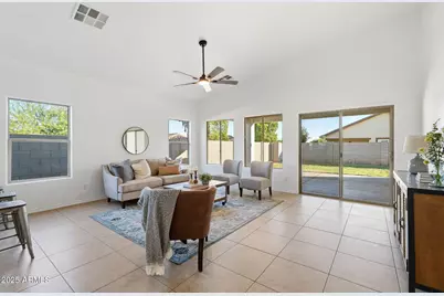 12105 W Ocotillo Lane, El Mirage, AZ 85335 - Photo 6