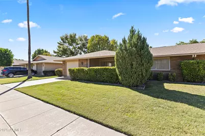 9614 N 110th Avenue, Sun City, AZ 85351 - Photo 2