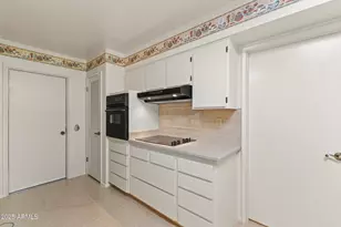 9614 N 110th Ave, Sun City, AZ 85351 - Photo 12