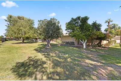 9614 N 110th Avenue, Sun City, AZ 85351 - Photo 30