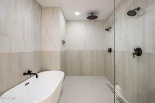 3800 E Lincoln Dr, Phoenix, AZ 85018 - Photo 18