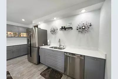 17311 N Kimberly Way, Surprise, AZ 85374 - Photo 8