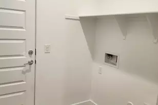 5824 N 89th Dr, Glendale, AZ 85305 - Photo 14