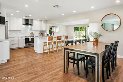 3422 E Sunnyside Drive, Phoenix, AZ 85028 - Photo 1