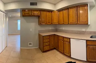 10138 W Highland Ave, Phoenix, AZ 85037 - Photo 22