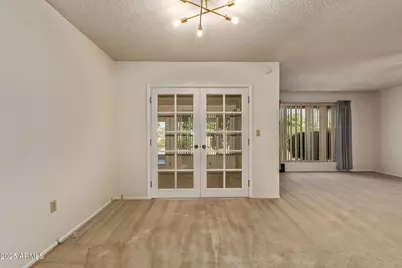 10034 W Concord Avenue, Sun City, AZ 85351 - Photo 12