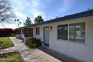 1202 E Kaler Dr, Phoenix, AZ 85020 - Photo 2