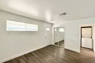 1202 E Kaler Dr, Phoenix, AZ 85020 - Photo 8