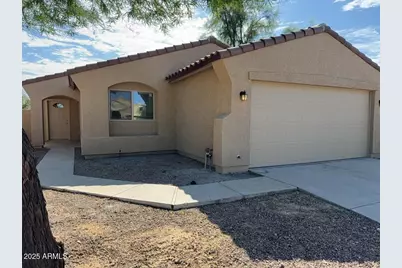 3605 W Saint Charles Avenue, Phoenix, AZ 85041 - Photo 1