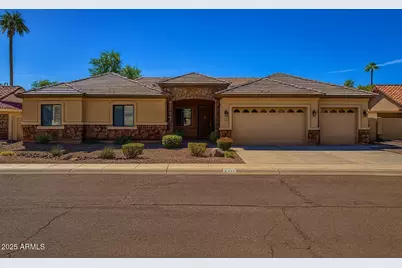 929 E Derby Drive, Tempe, AZ 85284 - Photo 1