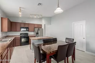 22908 N Candlelight Ct, Sun City West, AZ 85375 - Photo 14