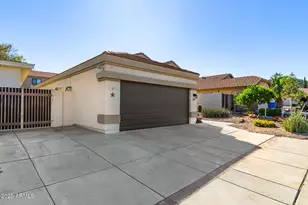2107 E Marco Polo Rd, Phoenix, AZ 85024 - Photo 36