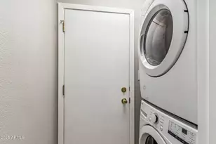 11643 S Iroquois Dr, Phoenix, AZ 85044 - Photo 20