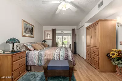 10422 W Ocotillo Drive, Sun City, AZ 85373 - Photo 18