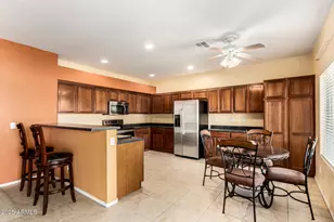 41344 W Cielo Ln, Maricopa, AZ 85138 - Photo 10