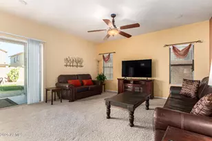 41344 W Cielo Ln, Maricopa, AZ 85138 - Photo 8