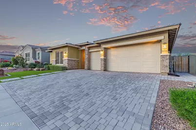 13196 W Woodstock Road, Peoria, AZ 85383 - Photo 2