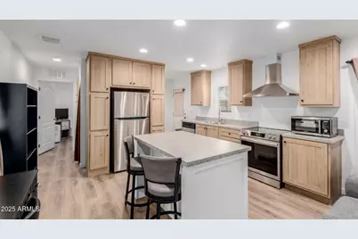 10810 N 91st Avenue #24, Peoria, AZ 85345 - Photo 2