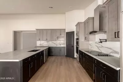 22518 W Meade Lane, Buckeye, AZ 85326 - Photo 8