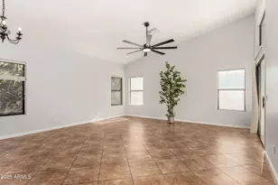 1625 E Montoya Ln, Phoenix, AZ 85024 - Photo 8