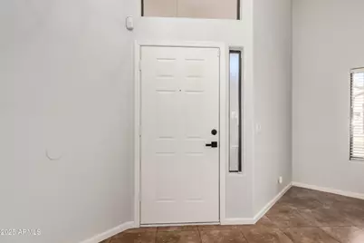 1625 E Montoya Lane, Phoenix, AZ 85024 - Photo 4