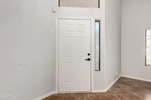 1625 E Montoya Ln, Phoenix, AZ 85024 - Photo 4