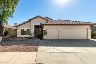 1625 E Montoya Ln, Phoenix, AZ 85024 - Photo 1