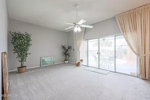 14022 N Palm Ridge Dr, Sun City, AZ 85351 - Photo 8