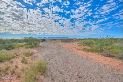 988 W El Rancho Boulevard #B, Huachuca City, AZ 85616 - Photo 8