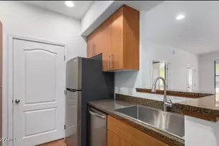 6900 E Princess Dr, Phoenix, AZ 85054 - Photo 8