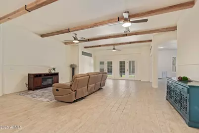 549 E Sheffield Avenue, Gilbert, AZ 85296 - Photo 6