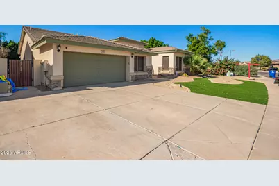 549 E Sheffield Avenue, Gilbert, AZ 85296 - Photo 2