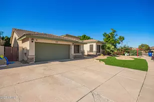549 E Sheffield Ave, Gilbert, AZ 85296 - Photo 2