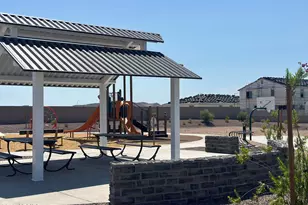 7580 W Saddlehorn Rd, Peoria, AZ 85383 - Photo 10