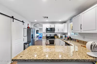 7114 W Beryl Avenue, Peoria, AZ 85345 - Photo 2