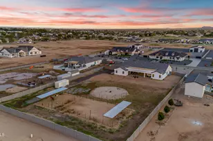 4072 E Weston Ln, San Tan Valley, AZ 85140 - Photo 84