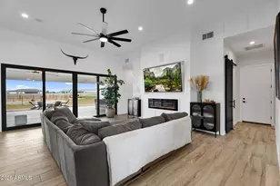 4072 E Weston Ln, San Tan Valley, AZ 85140 - Photo 8