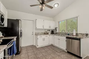 20017 N 77th Ave, Glendale, AZ 85308 - Photo 18