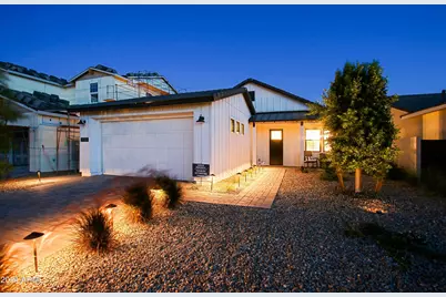 17221 W Middlebury Street, Surprise, AZ 85388 - Photo 2