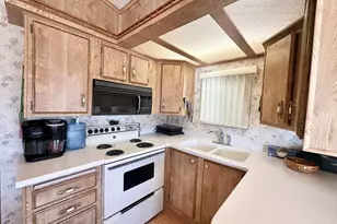 904 S Mineshaft Dr, Apache Junction, AZ 85119 - Photo 30