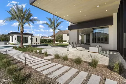 6528 N 60th Street, Paradise Valley, AZ 85253 - Photo 14