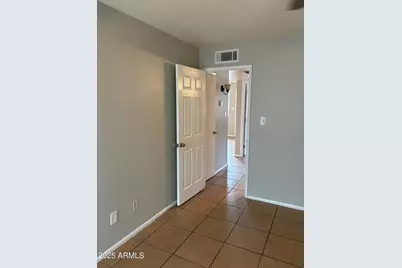 909 S Priest Drive #10, Tempe, AZ 85281 - Photo 6