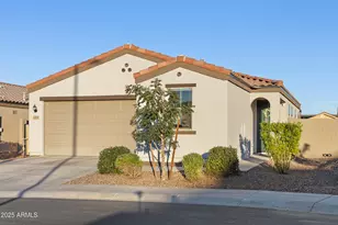 5911 S 23 Dr, Phoenix, AZ 85041 - Photo 1