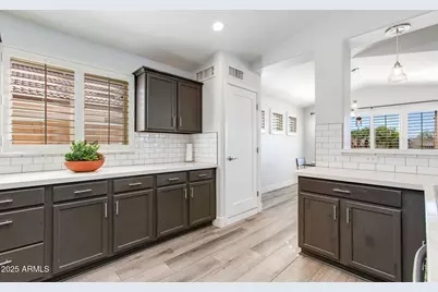 11349 E Des Moines Circle, Mesa, AZ 85207 - Photo 6