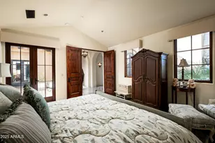 10955 E Feathersong Ln, Scottsdale, AZ 85255 - Photo 38